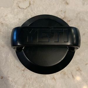 Yeti lid